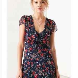 Kimchi Blue Cordelia Tie-Front Midi Dress